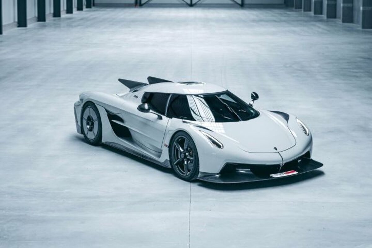 Fastest car world