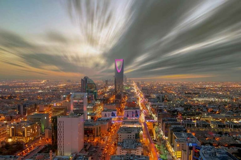 Saudi Arabia non-oil sector employment climbs, reflecting continued growth momentum