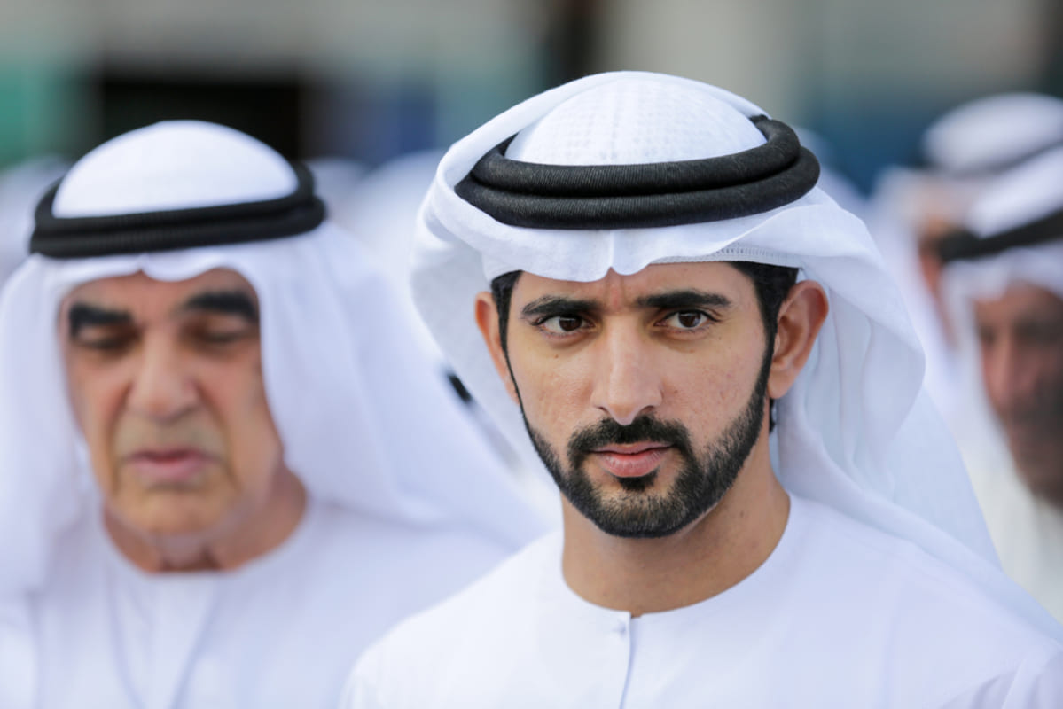 Sheikh Hamdan awards golden visas to nurses with 15+ years of service at Dubai Health