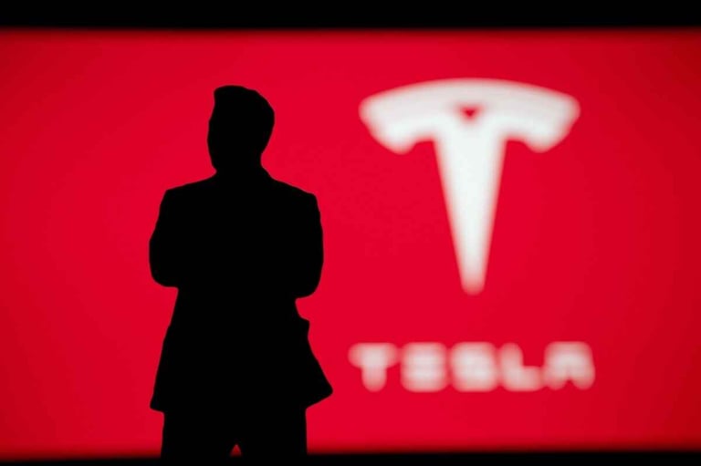 Tesla stands behind Musk as CEO despite speculation of leadership change