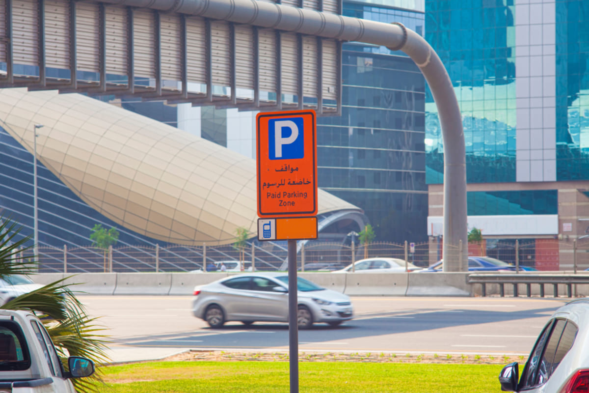 Dubai Parking guide for 2025: Understanding rates, zones, fines and payment methods