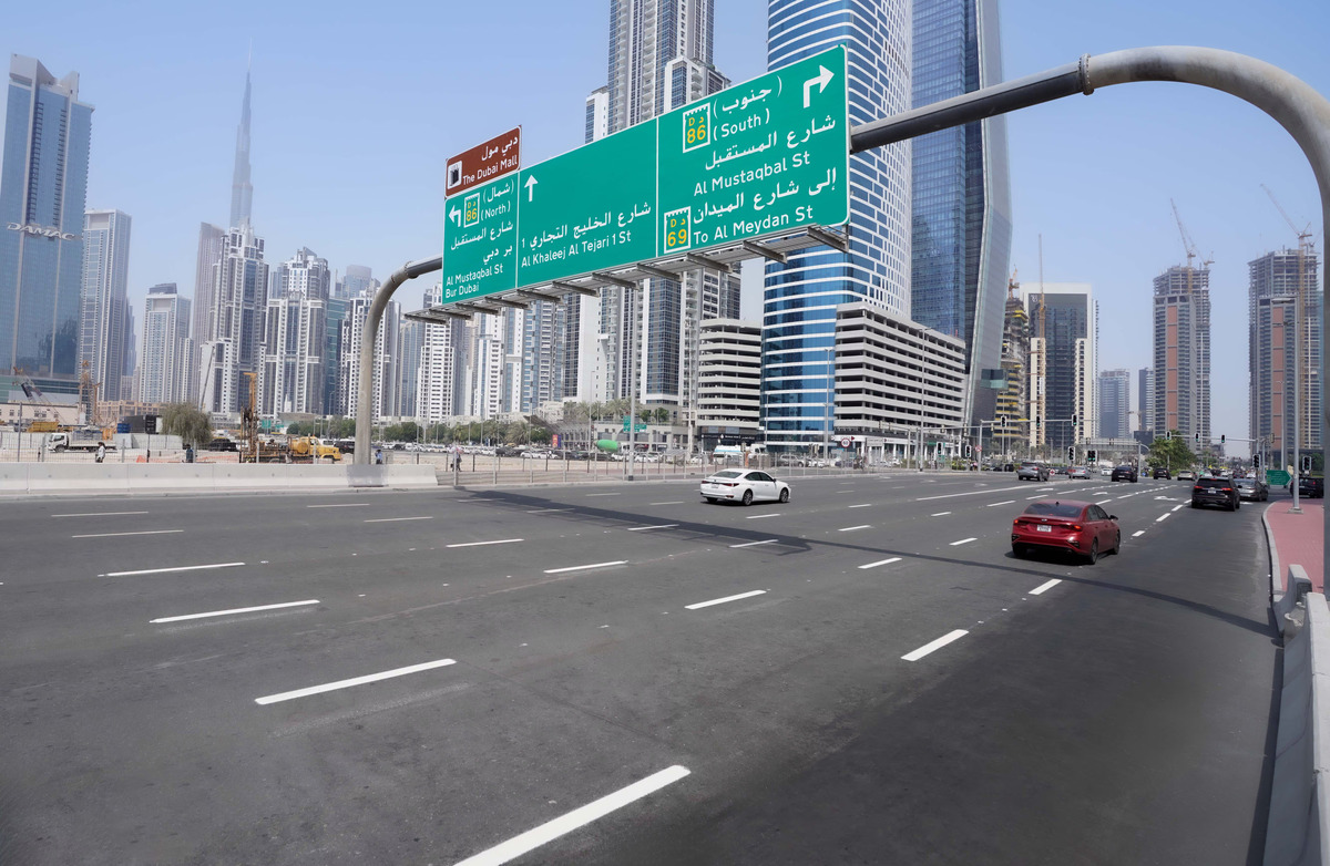 Dubai traffic