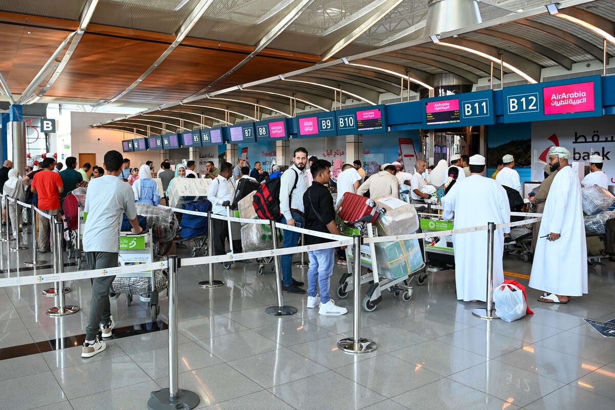 Oman’s airports welcome over 4.7 million passengers by April 2025