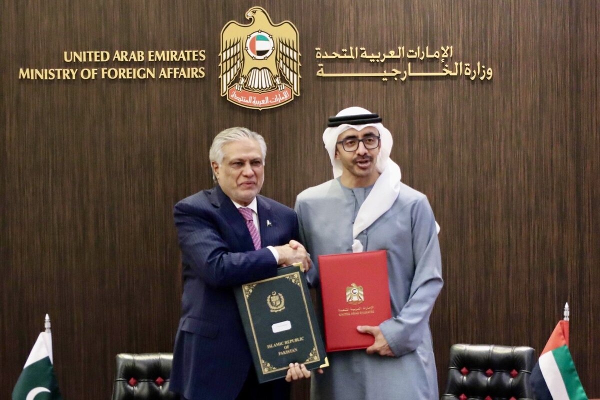 UAE, Pakistan sign visa exemption deal for diplomatic passport holders