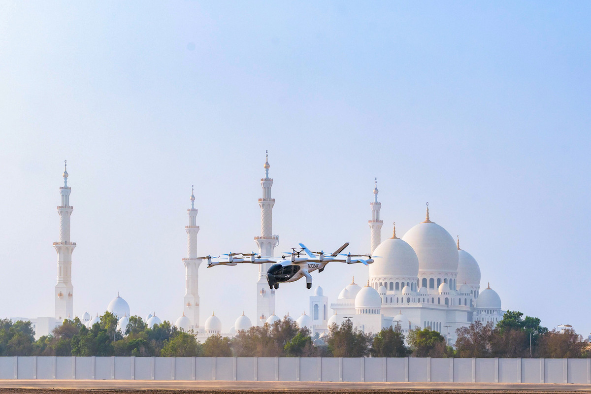 Abu Dhabi flying taxi