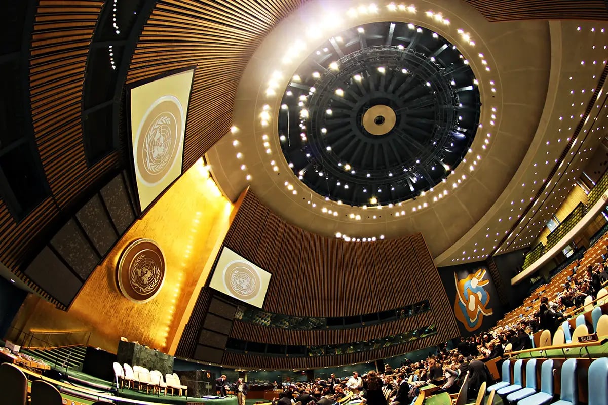 UN 2