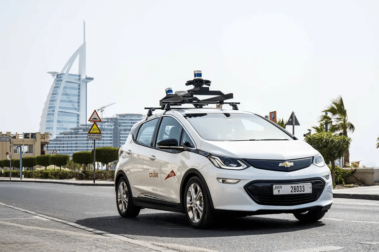 The future of mobility: How IoT and AI are revolutionizing transportation