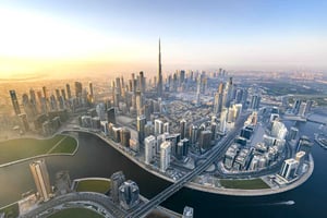 سوق العقارات في دبي يسجل رقماً قياسياً جديداً مع ارتفاع المبيعات إلى 89 مليار دولار في النصف الأول من 2025