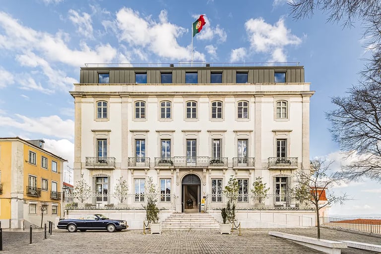 A personal palace overlooking Lisbon: Verride Palácio de Santa Catarina
