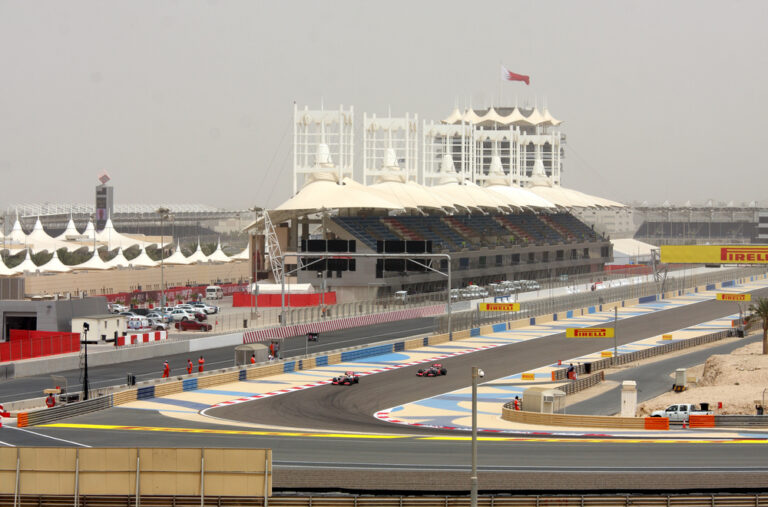 سباقات الفورمولا واحد في البحرين.... محطة سياحية واستثمارية مهمة