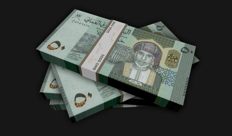 النظرة المالية لسلطنة عُمان تتحسن مع ارتفاع أسعار النفط