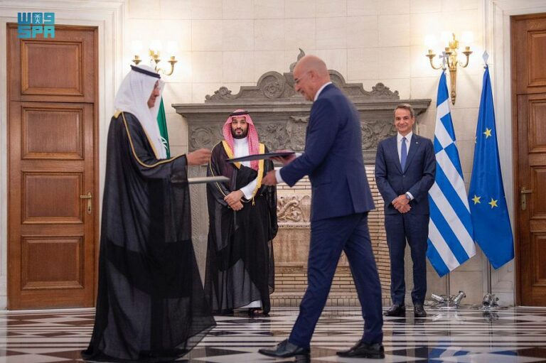 Saudi Crown Prince in Greece, signs submarine cable agreement