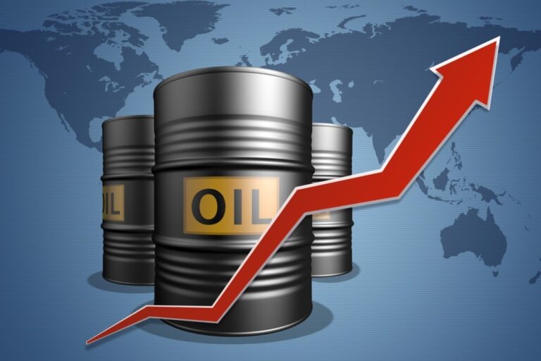 أسعار النفط تسجل أكبر مكاسب شهرية منذ أكثر من عام