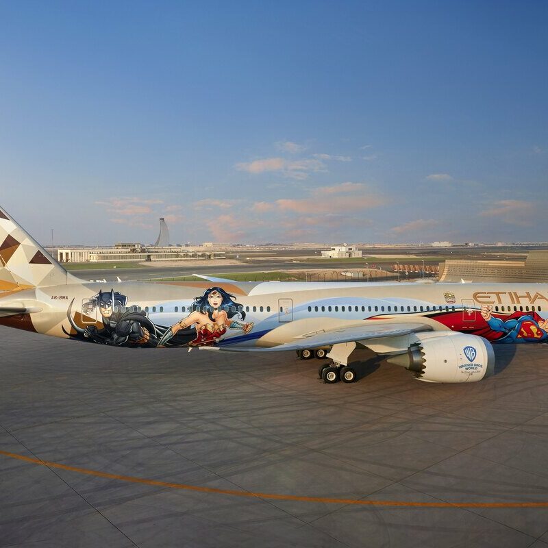 ETIHAD AIRWAYS エティハド 787-10 ワーナー・ブラザース Etihad Airways 787-10 