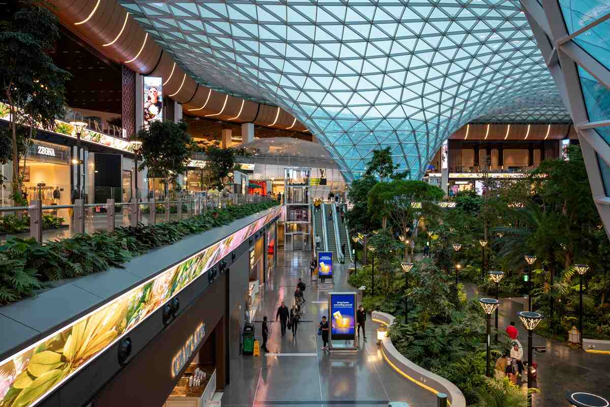 Qatar's Hamad International Airport sets new record high in July with 4 ...