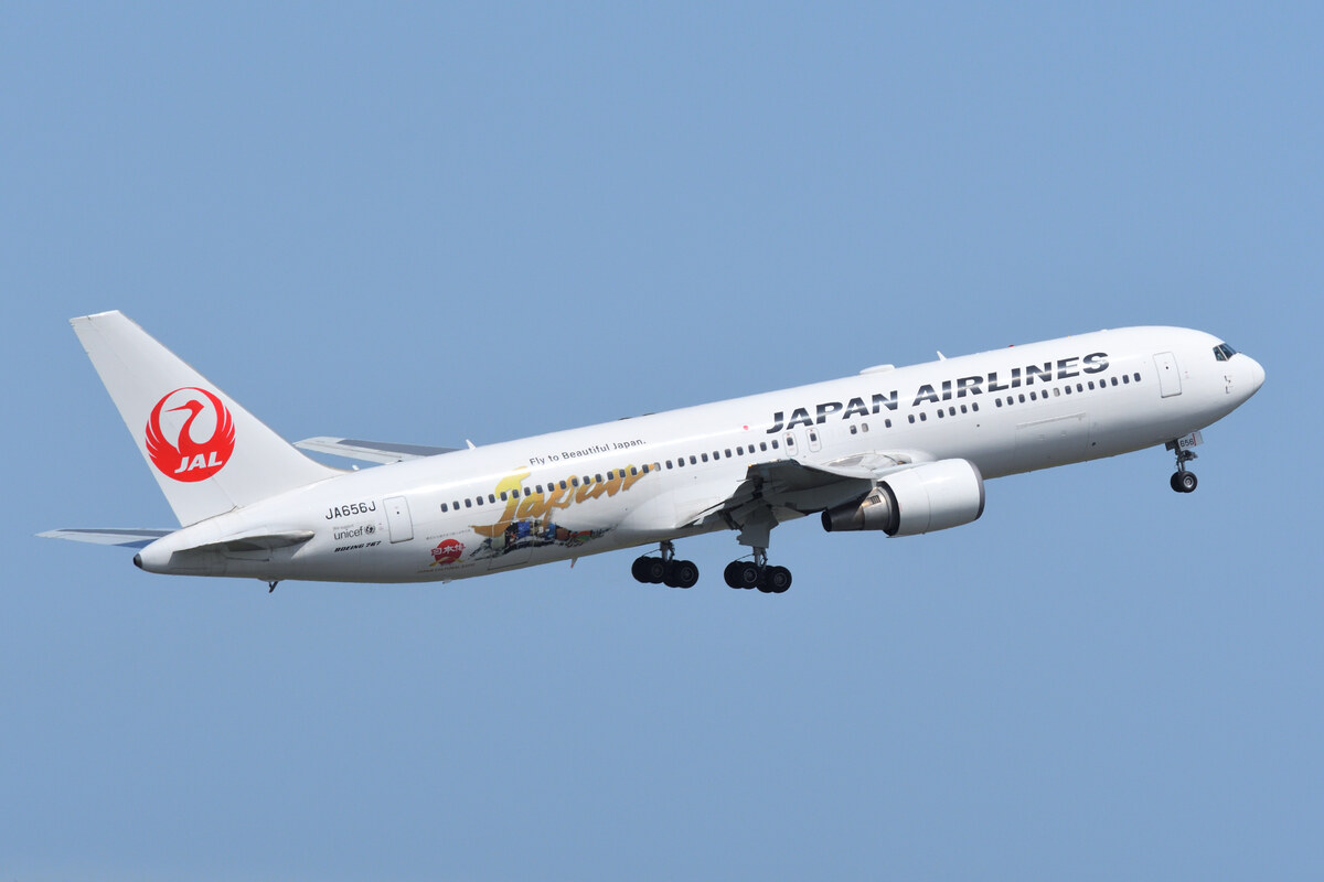 Japan Airlines System Recovers After Cyberattack Delays Flights