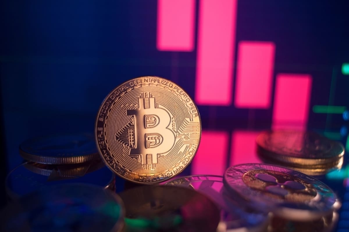Bitcoin plunges below $87,000 amid market-wide sell-off, rising fear