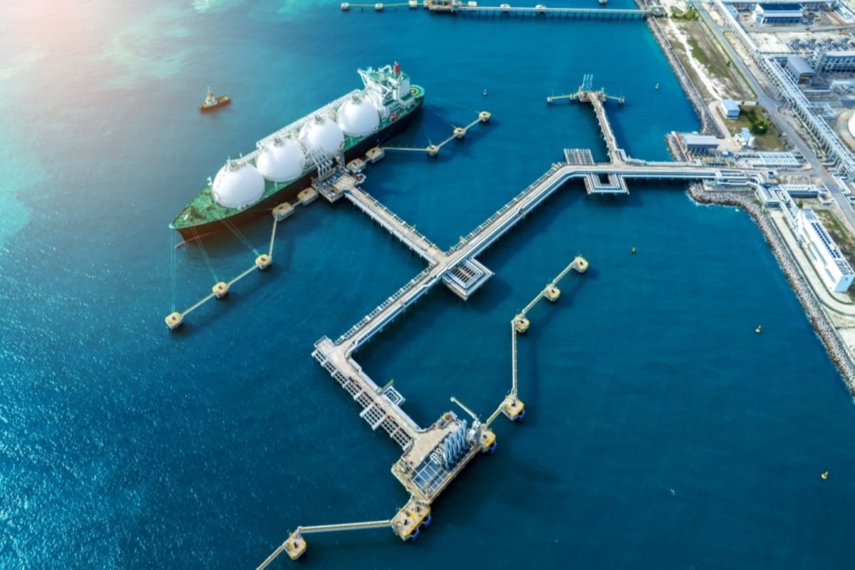 Oman ranks eighth globally as LNG exports reach 11.9 million tonnes in 2025