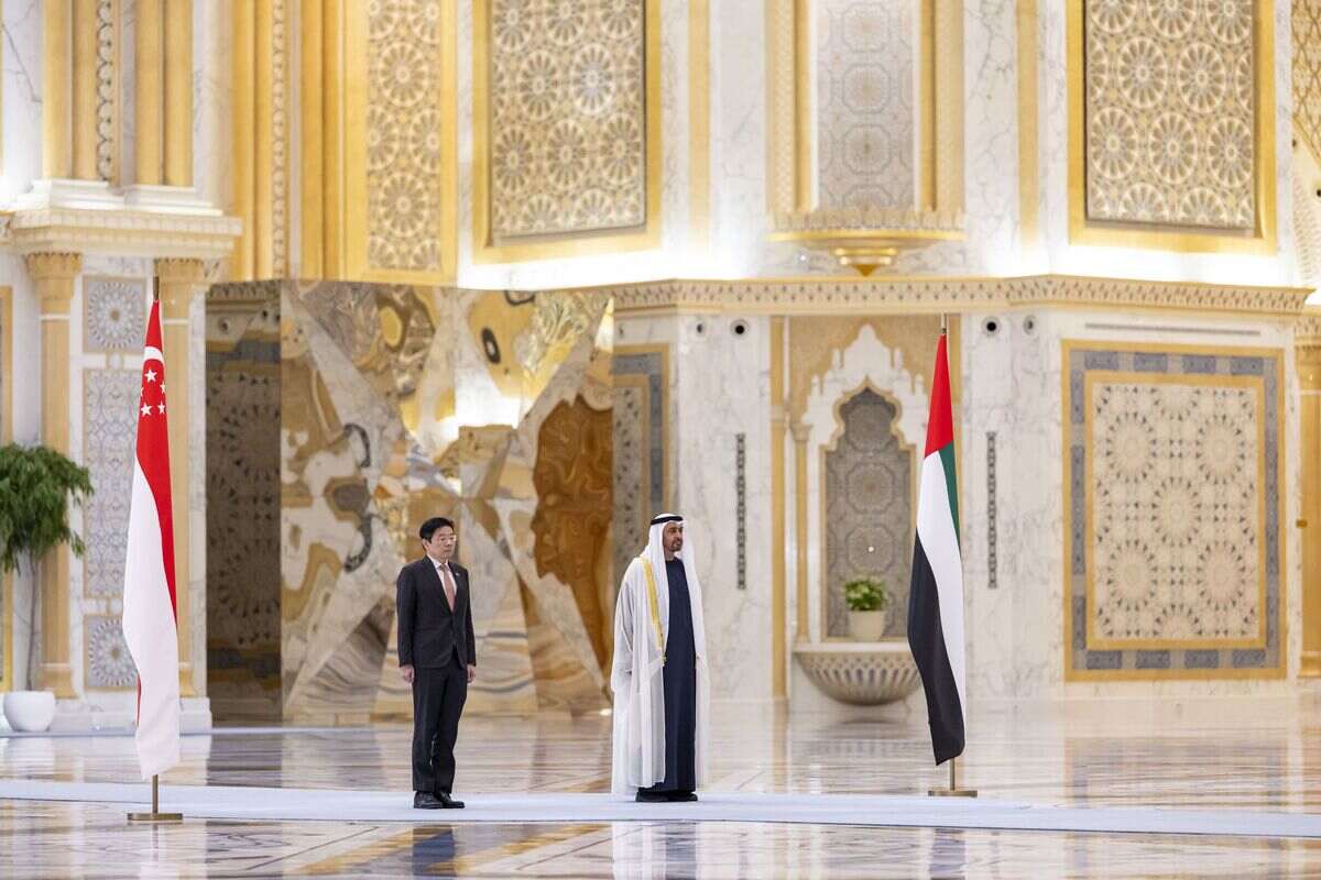 Le président des Émirats arabes unis et le Premier ministre de Singapour discutent de la coopération bilatérale